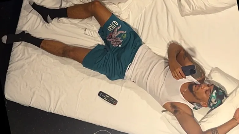 OnlyFans cuenta therealdeeno header 2