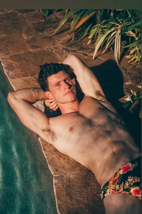 OnlyFans cuenta finnhardingx header 2