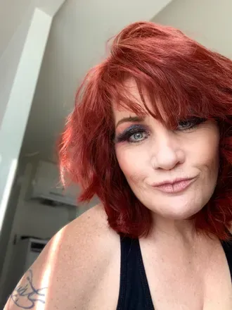 OnlyFans cuenta mizzred73 header 2