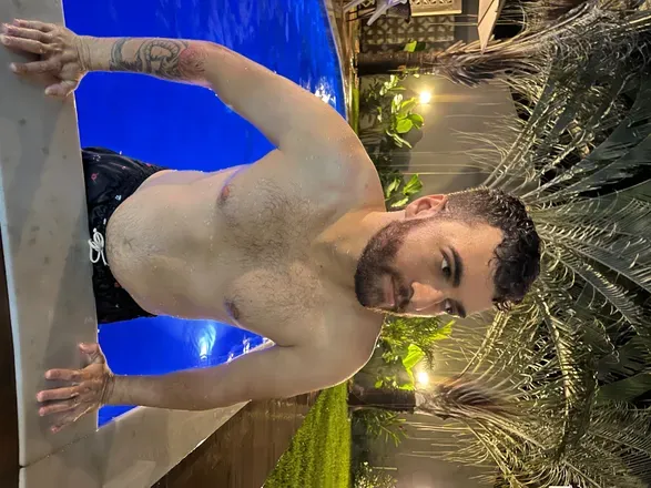 OnlyFans account  luissmodel header 2
