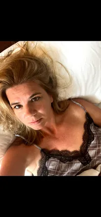 OnlyFans cuenta realtorbethany_2020 header 2