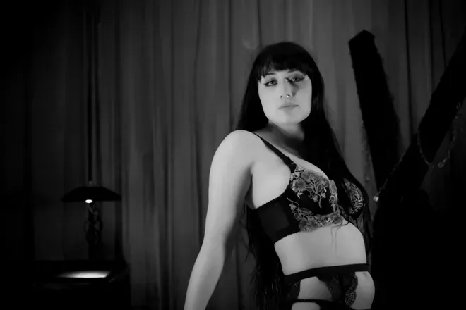 OnlyFans cuenta queendaeva header 2