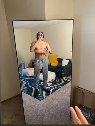 OnlyFans cuenta yoursneakyylink header 2