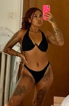 OnlyFans cuenta paulinariri94 avatar 1