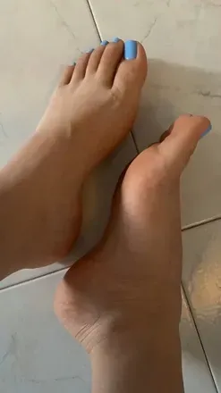 OnlyFans cuenta marti_feet header 2