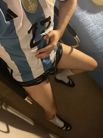 OnlyFans account  gutix avatar 1
