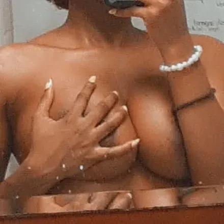 OnlyFans cuenta thegoddessadri avatar 1