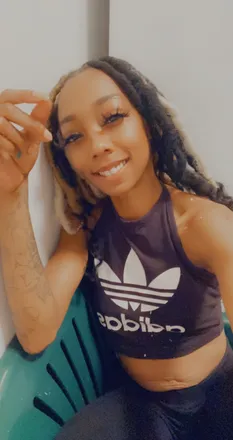 OnlyFans cuenta ittybittybby93 header 2