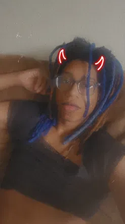 OnlyFans cuenta saintxluna25 avatar 1