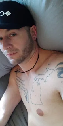 OnlyFans cuenta michiganmatthew header 2