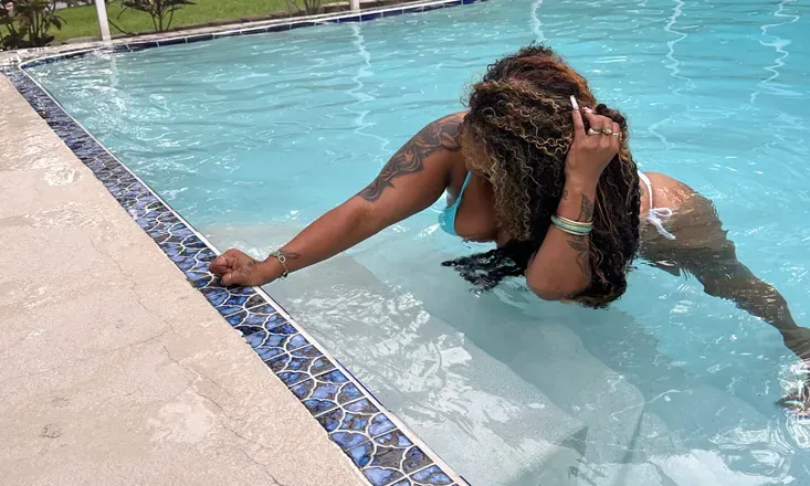 OnlyFans account  thickpaws header 2