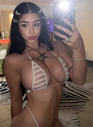 OnlyFans cuenta rainsworlddd avatar 1