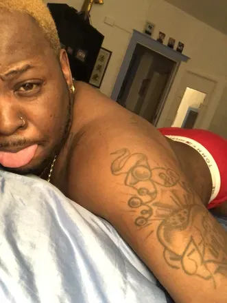 OnlyFans cuenta royal_blue_star header 2