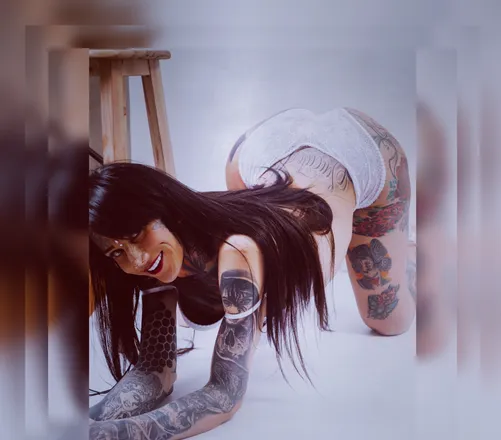 OnlyFans cuenta suicideass header 2