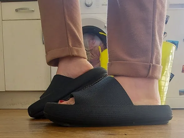 OnlyFans cuenta mistress_raven69 header 2