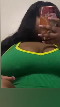 OnlyFans cuenta bigbootymese header 2