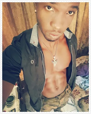 OnlyFans cuenta rudewatson header 2