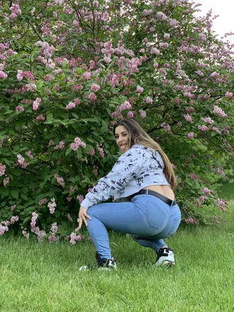 OnlyFans cuenta monroexoxo header 2