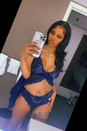 OnlyFans account  thurlkii header 2