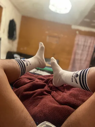 OnlyFans account  carlos-18meza header 2