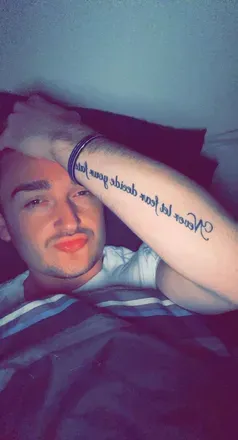 OnlyFans cuenta ricky_mccoy header 2