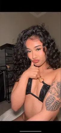 OnlyFans account  mxvinaaa avatar 1