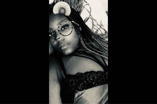 OnlyFans cuenta itsyagirltwiix header 2