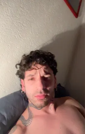 OnlyFans cuenta xlucu99 avatar 1