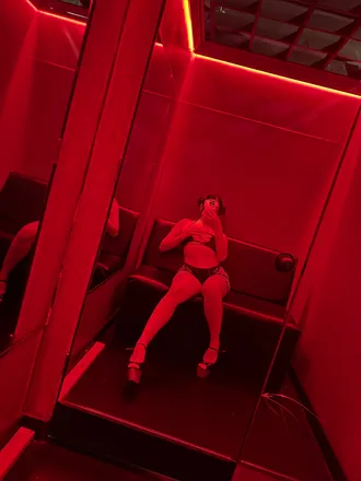 OnlyFans cuenta alarastaronly header 2