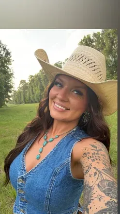 OnlyFans cuenta chey_elaine avatar 1