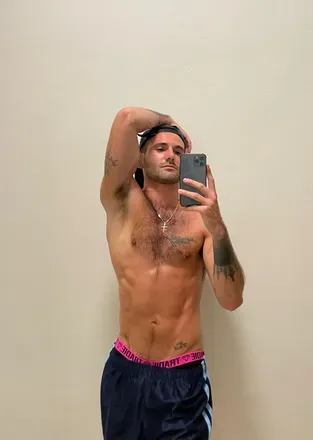 OnlyFans cuenta robbiehuntt avatar 1