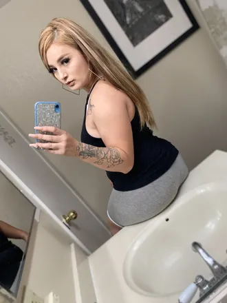 OnlyFans cuenta sweetassmissy header 2
