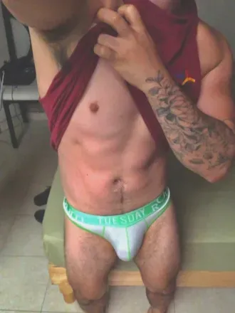 OnlyFans cuenta r01010010 avatar 1