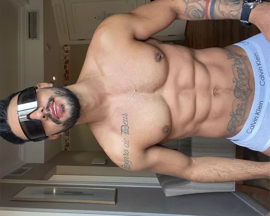 OnlyFans account  ferraz25 header 2