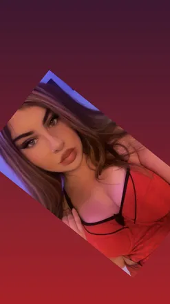 OnlyFans cuenta scarlitrain header 2