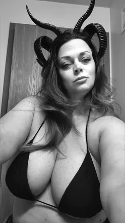 OnlyFans cuenta beingpara avatar 1