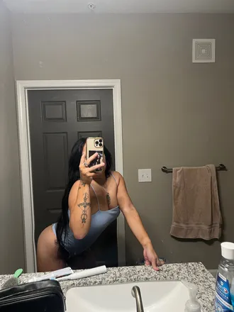OnlyFans cuenta hannahn2711 header 2