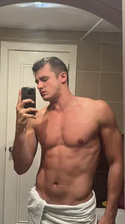 OnlyFans account  ruvee avatar 1