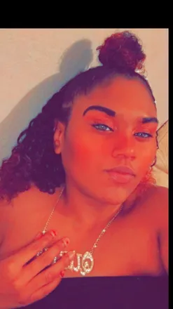 OnlyFans cuenta juicyyyqueen23 header 2