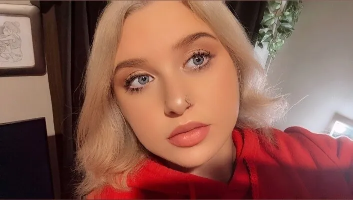 OnlyFans account  angelgirlxx9 header 2