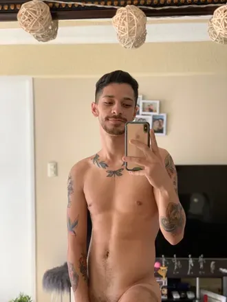OnlyFans account  aledrover avatar 1