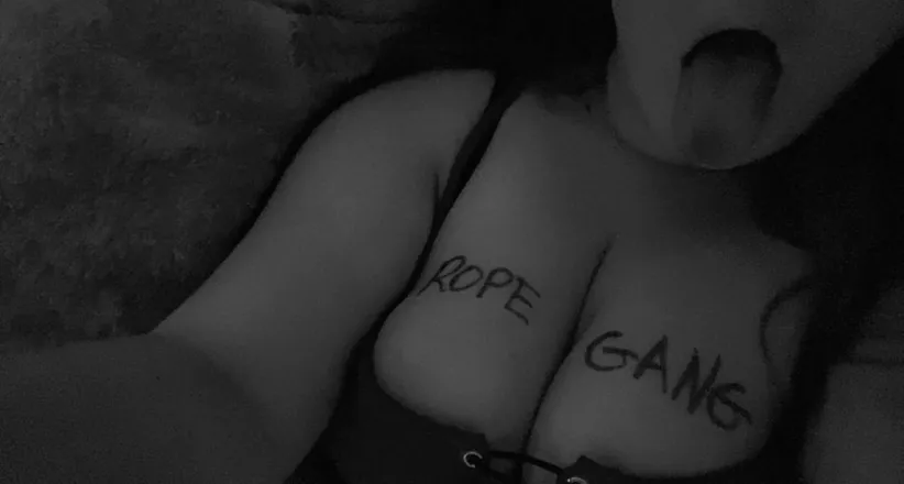 OnlyFans account  daddys69girl420 header 2