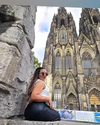 OnlyFans cuenta karoflores avatar 1