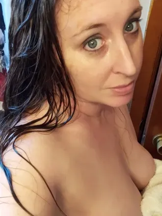 OnlyFans cuenta beersoakedangel02 avatar 1