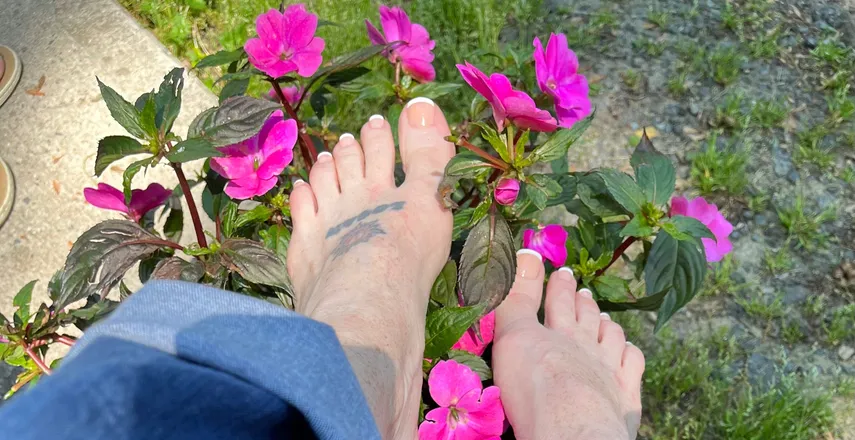 OnlyFans cuenta redheadfabfeetforu header 2