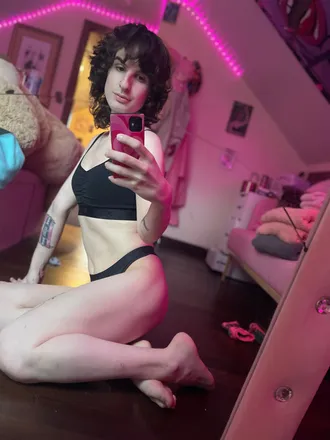 OnlyFans cuenta jadatheprincess header 2