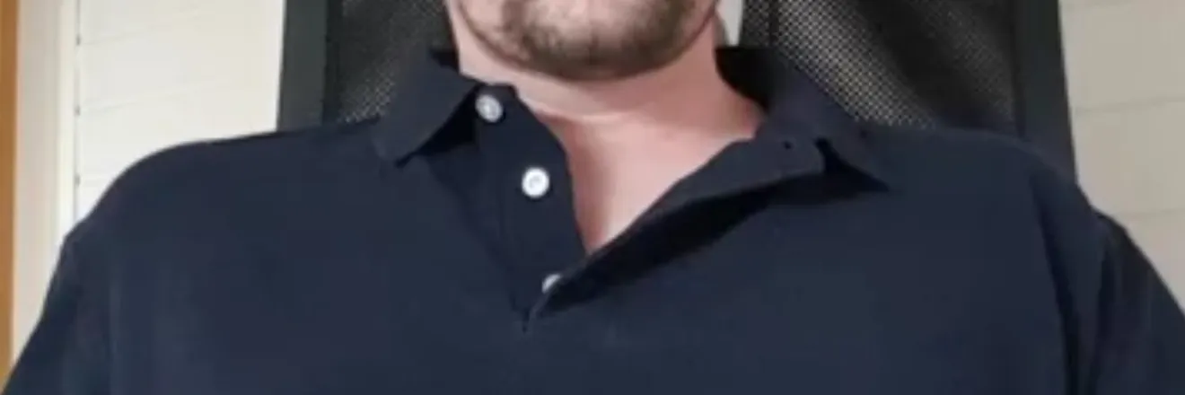 OnlyFans cuenta poloshirtcum header 2
