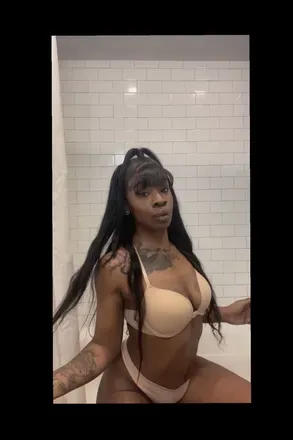 OnlyFans cuenta nafuckingdira avatar 1