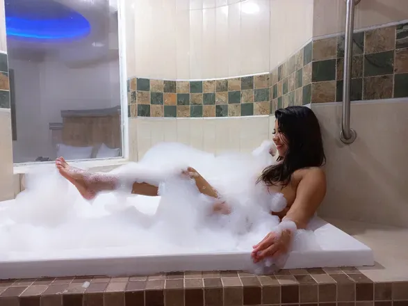 OnlyFans cuenta alejandra_201 header 2