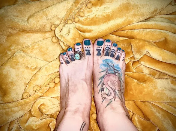 OnlyFans cuenta barefootdarling header 2
